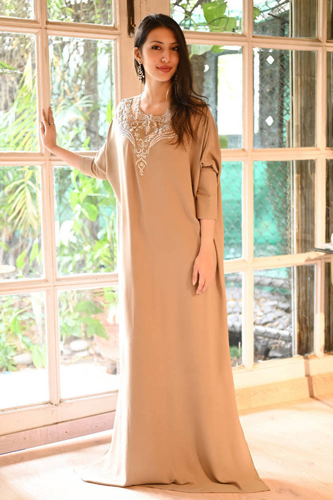 https://www.faridahasan.com/images/thumbs/0005759_diamontee-kaftan_1000.jpeg