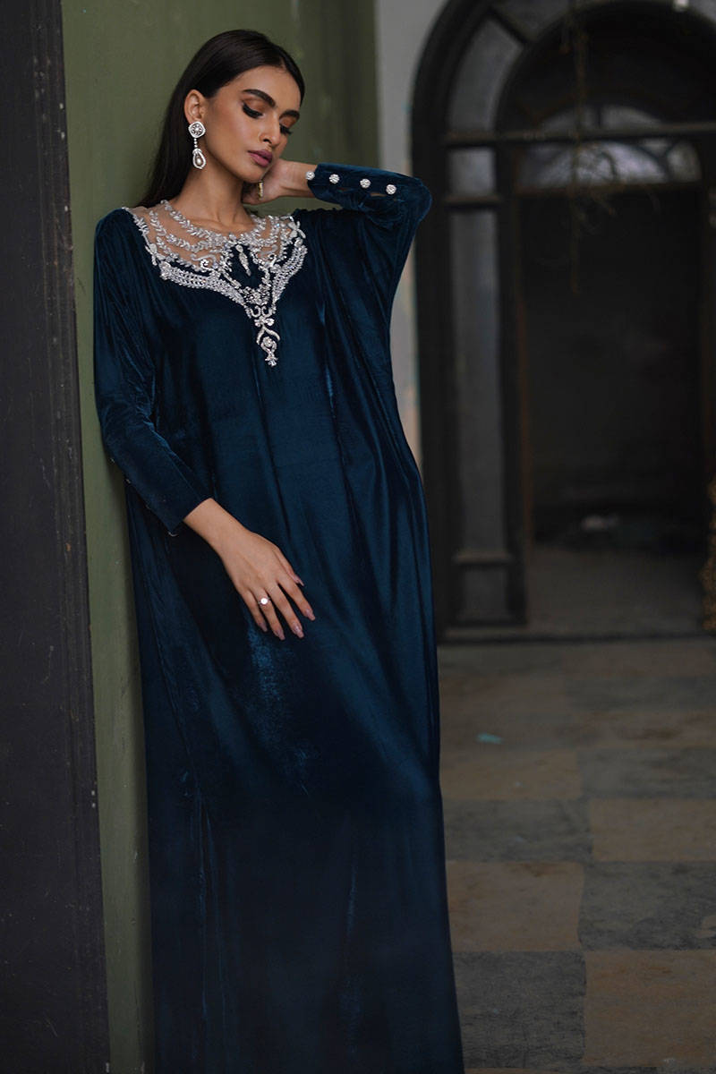 Diamontee Velvet Kaftan