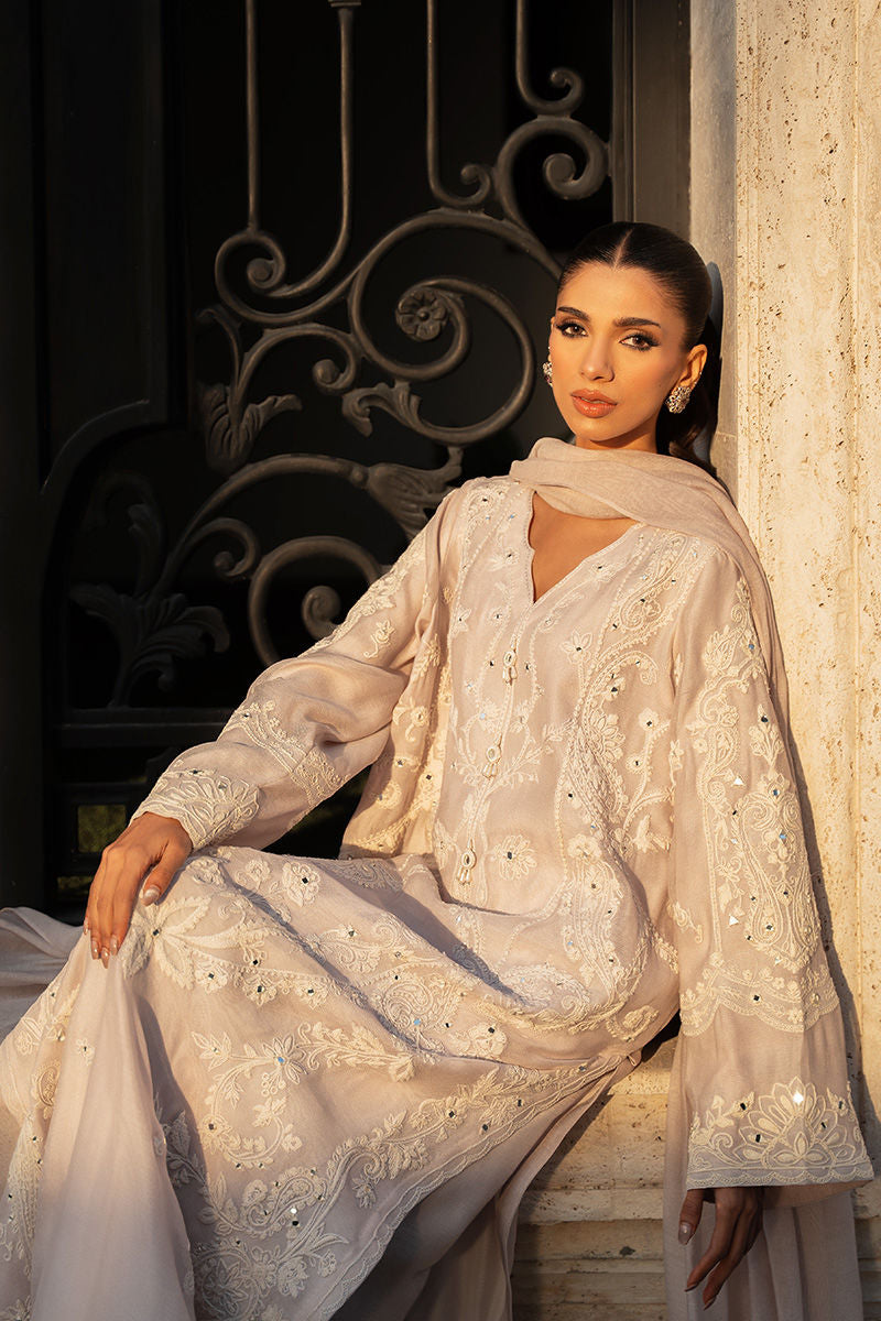 https://www.amnaarshad.pk/images/thumbs/0006101_zariya.jpeg