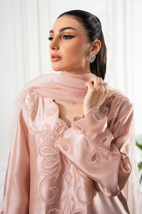 https://www.amnaarshad.pk/images/thumbs/0006404_suhana-shirt-and-dupatta.jpeg