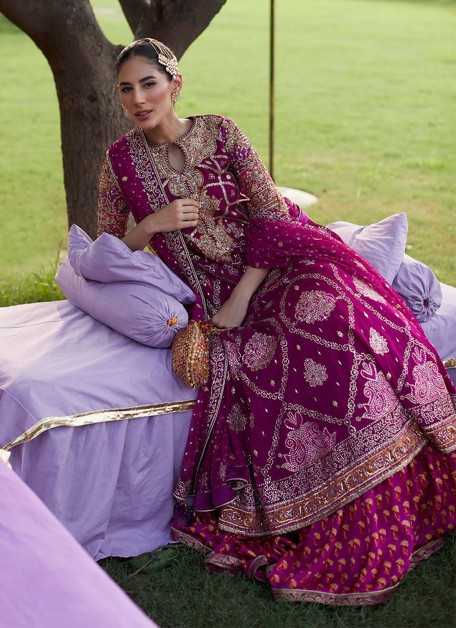 Fati Mehndi Bhandini Kalidaar