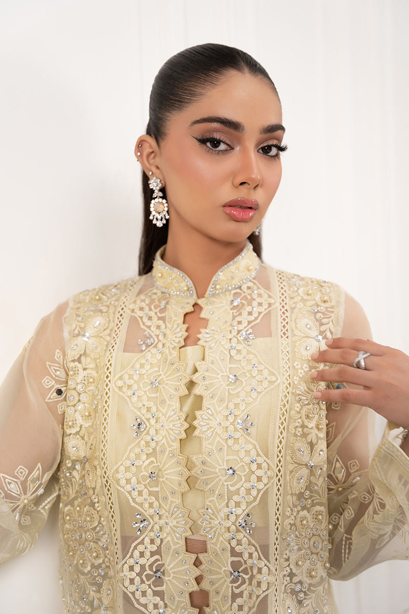 https://www.amnaarshad.pk/images/thumbs/0006584_mylie-jacket.jpeg