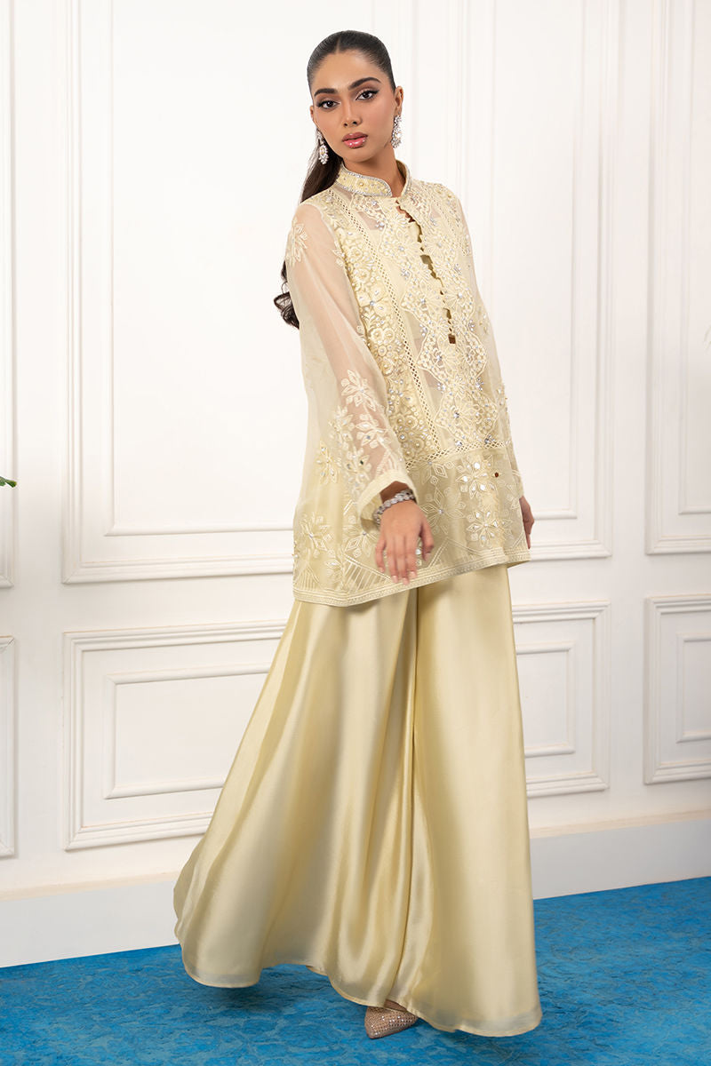 https://www.amnaarshad.pk/images/thumbs/0006587_mylie-jacket.jpeg