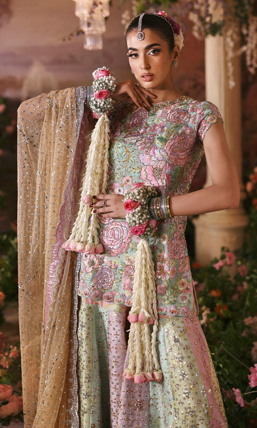 Nomi Ansari – Rosebud Style