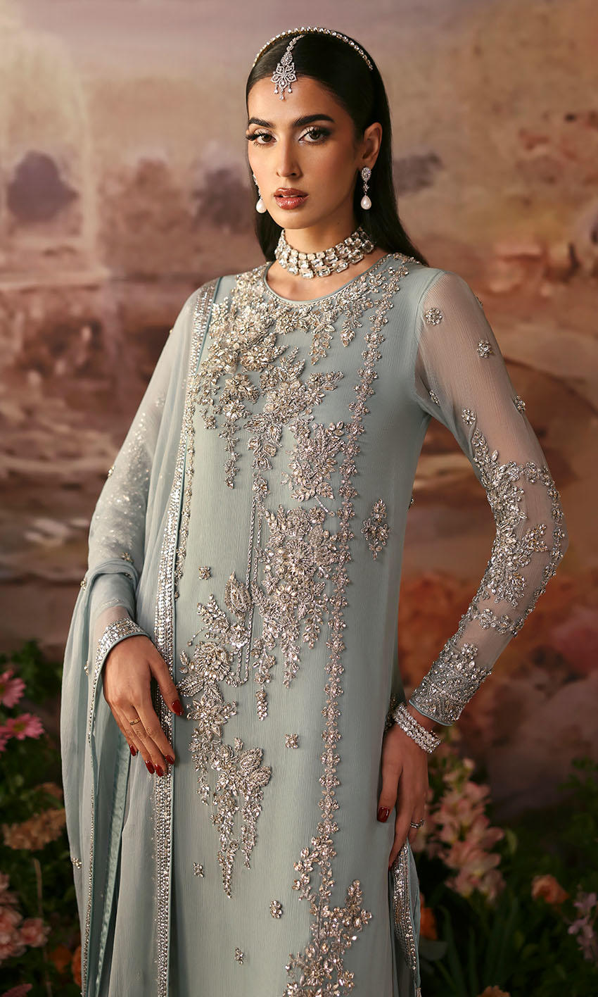 Nomi Ansari – Endless Sky Style