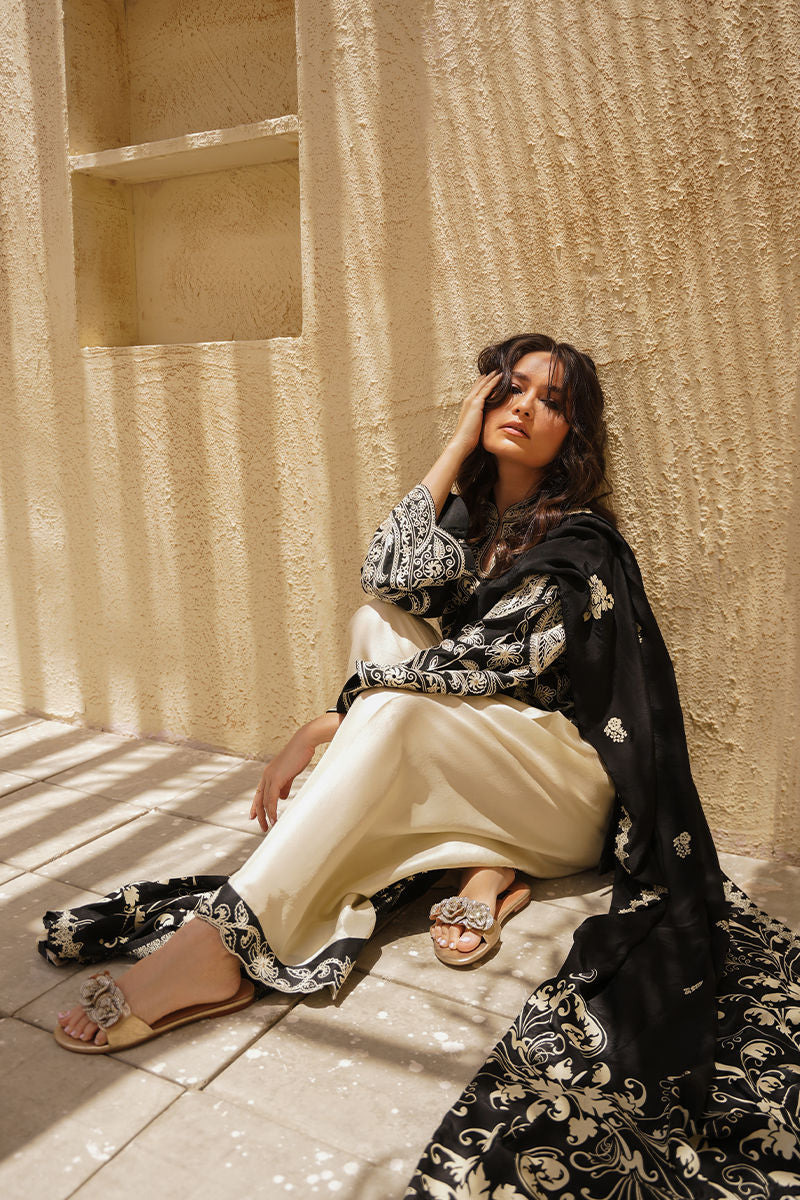 Nira (shirt and pants)