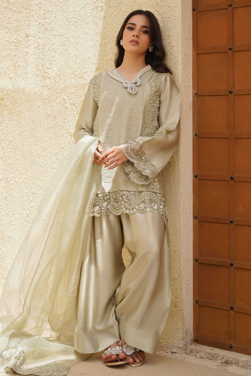 https://www.amnaarshad.pk/images/thumbs/0006768_rahma-shirt-and-dupatta.jpeg