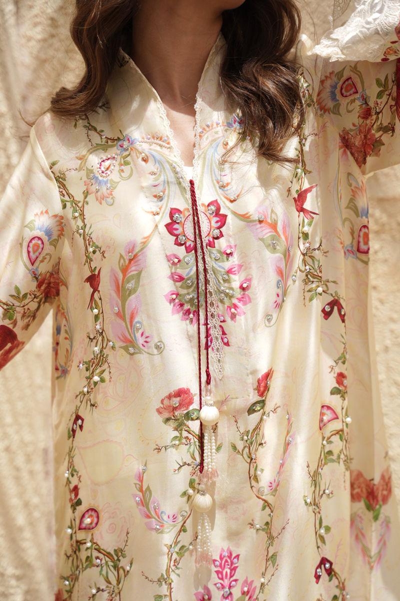 https://www.amnaarshad.pk/images/thumbs/0006780_kaia-kaftaan.jpeg