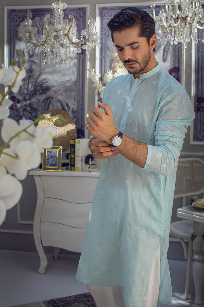 Sea Breeze with Modern Styling | Ansab Jahangir