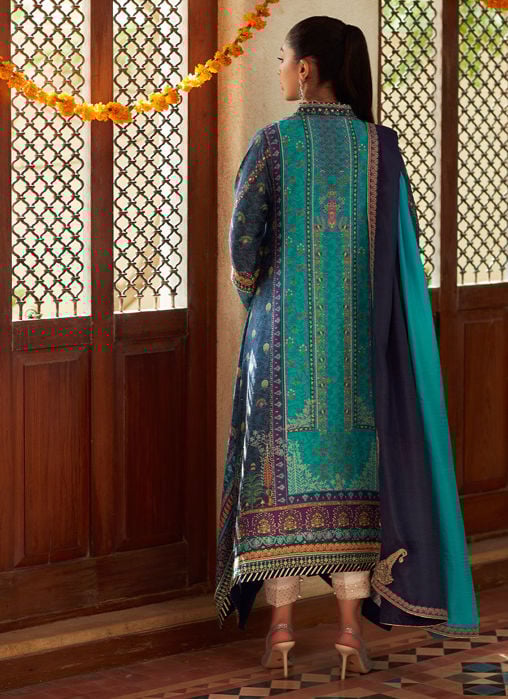 Iraan Navy Printed Crepe Silk Kurta With Silk Ombre Dupatta