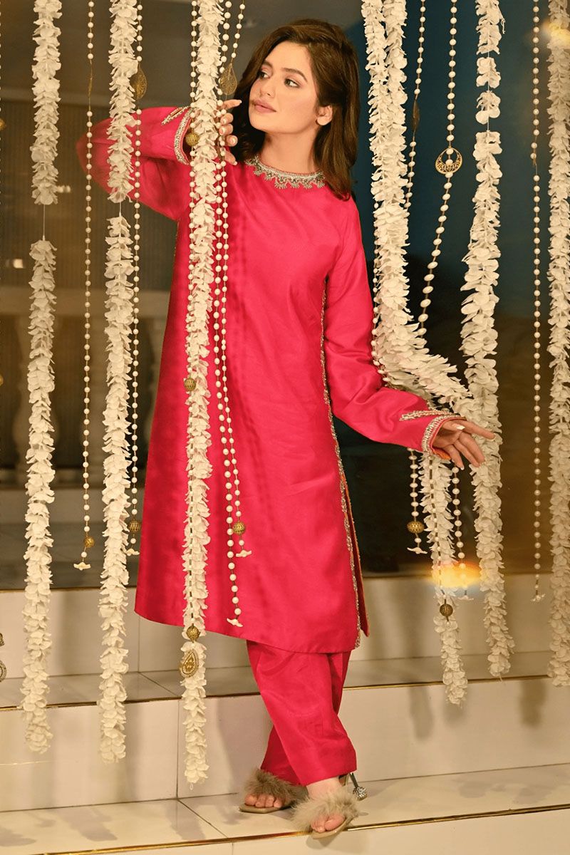 Ava Hot Pink