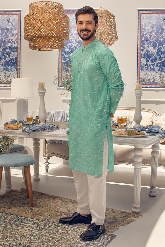 Aqua Royale with Timeless Appeal | Ansab Jahangir