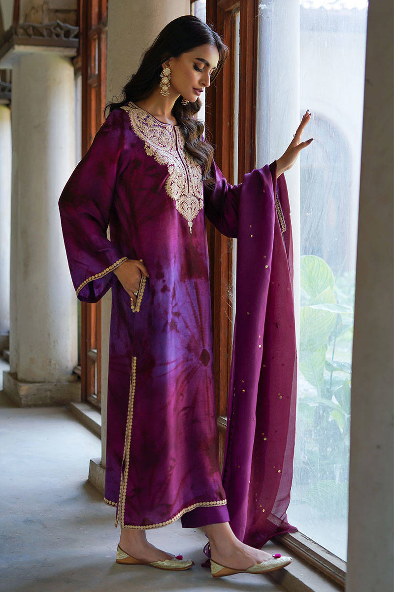Gold Forest Burgandy with Pants