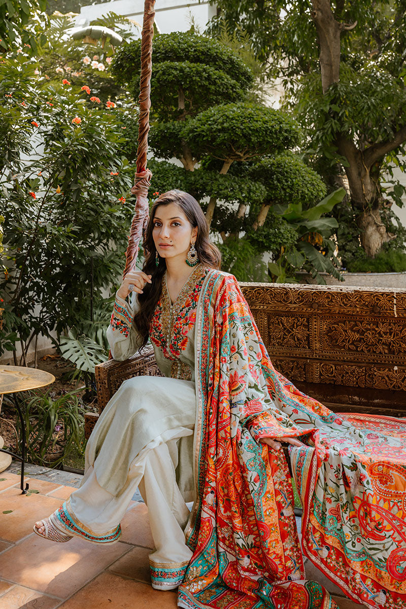 Ainaz- Shawl