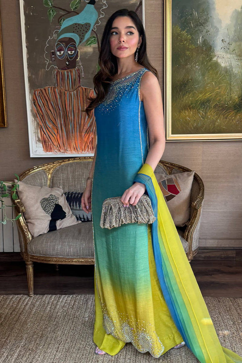 Farida Hasan – Neon Ombre Style