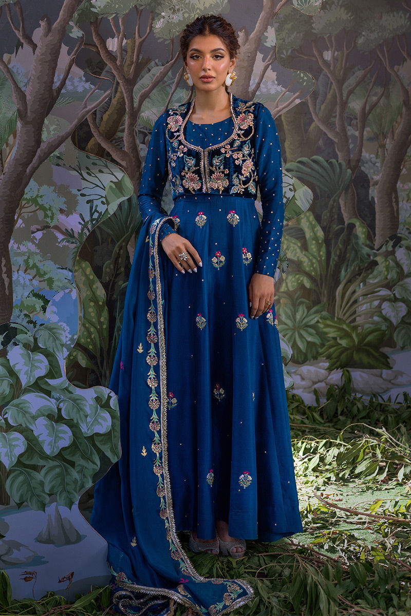 Coralie with Timeless Appeal | Ansab Jahangir