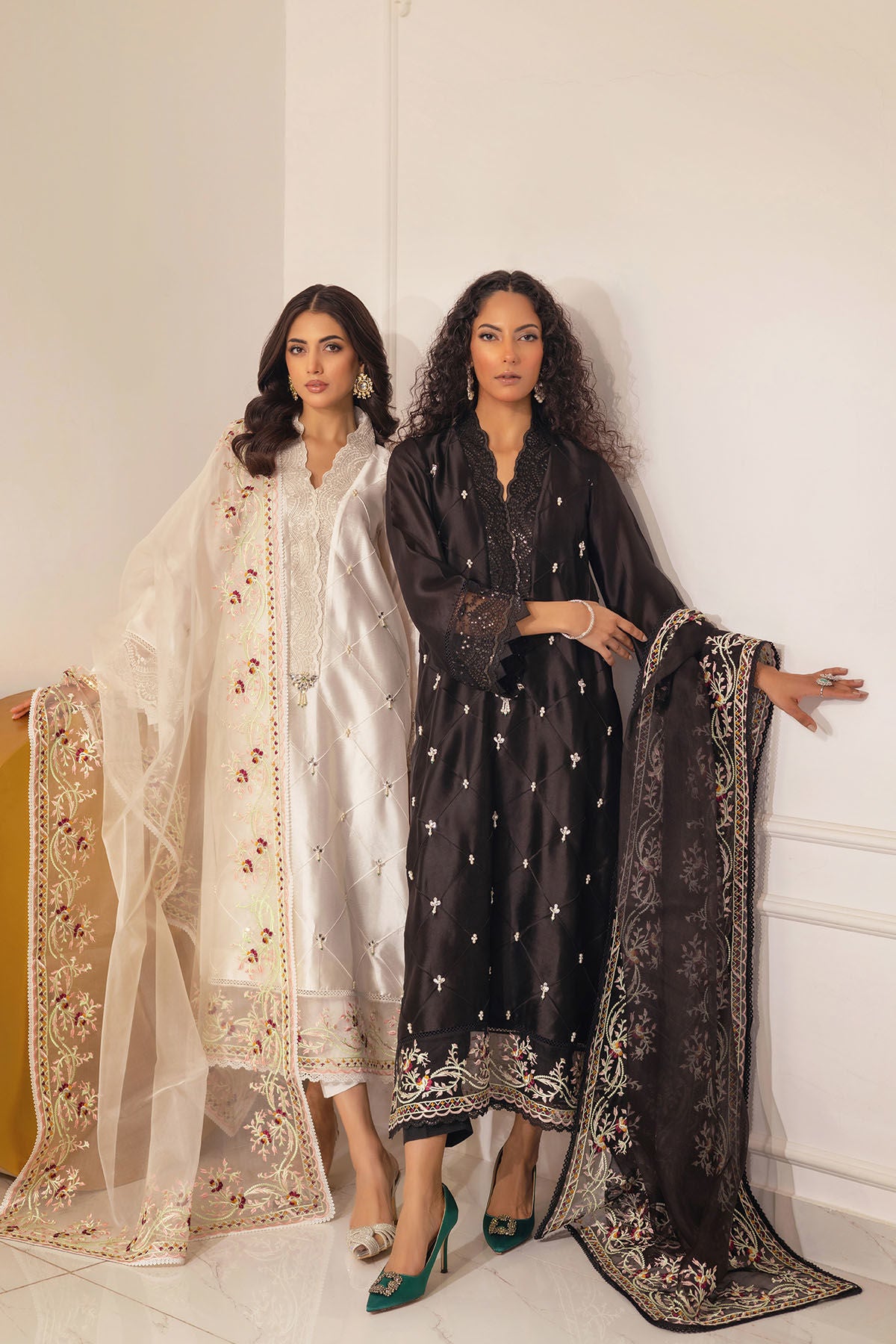 Mirsa Black - Shirt and Dupatta