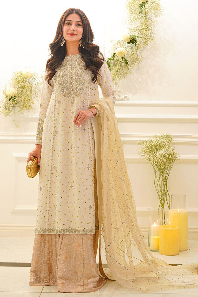 Arzu with Modern Styling | Ansab Jahangir