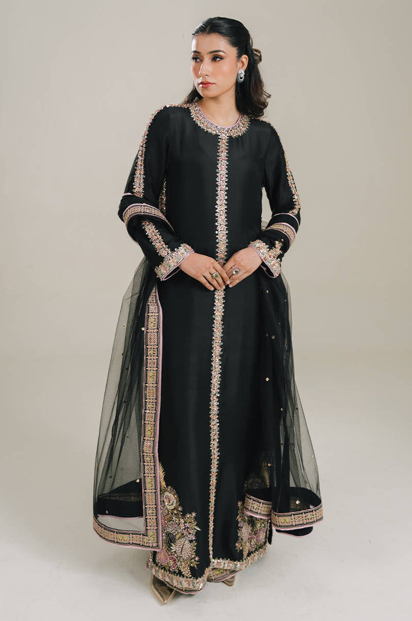 Lila In Silk (Black) - RTS