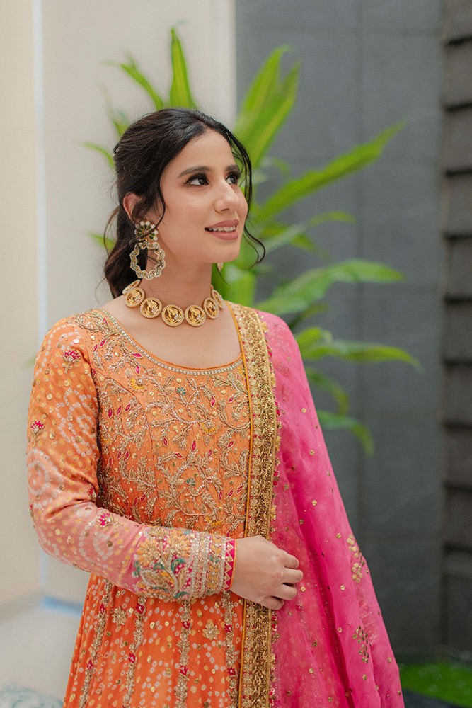 AJS-31 EMBROIDERED LAWN 3 PCS