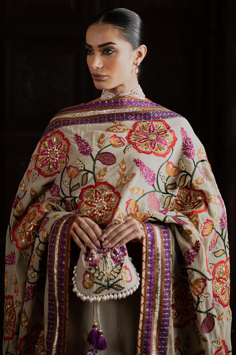 Menal Shawl