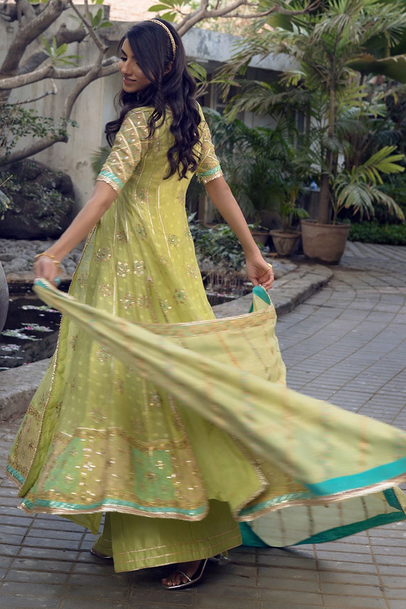 https://www.ansabjahangirstudio.com/images/thumbs/0009491_taabir.jpeg