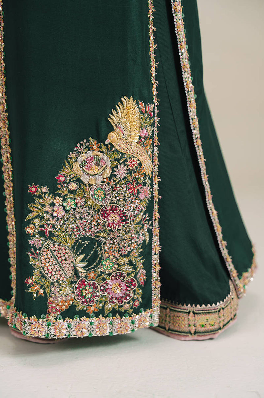 Lila In Silk (Green)