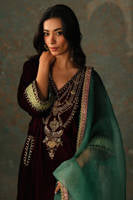 Rani Phiran Shirt And Pants