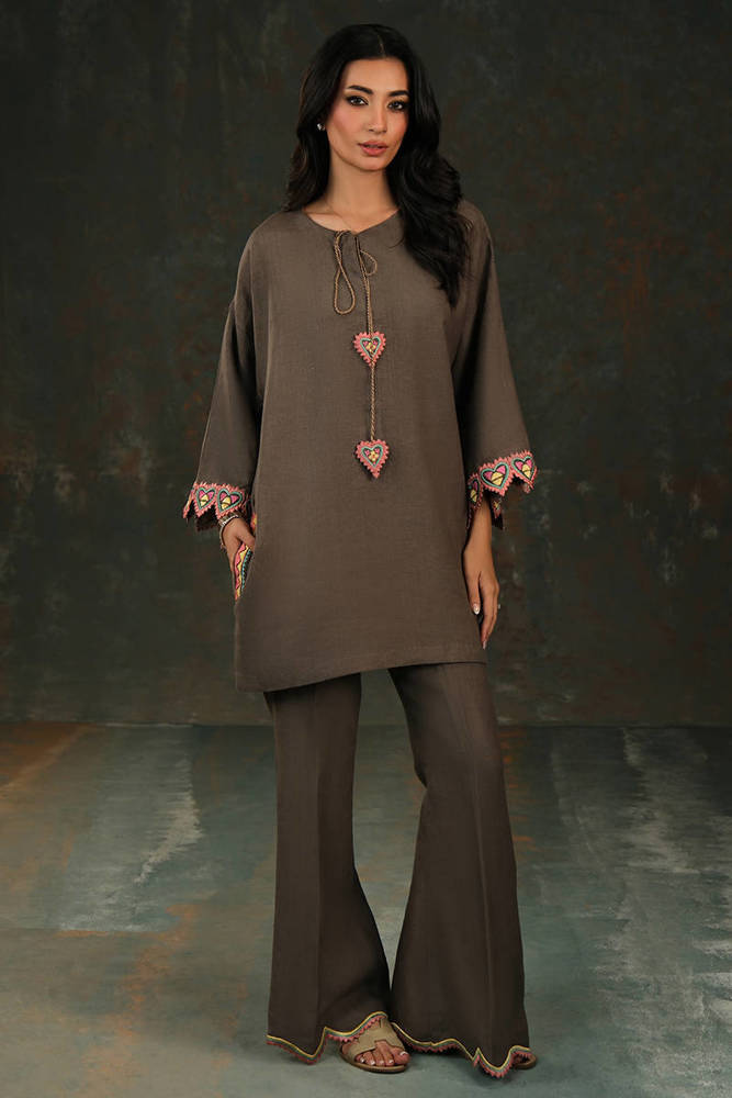 https://www.faridahasan.com/images/thumbs/0009591_heart-strings-coord-set_1000.jpeg