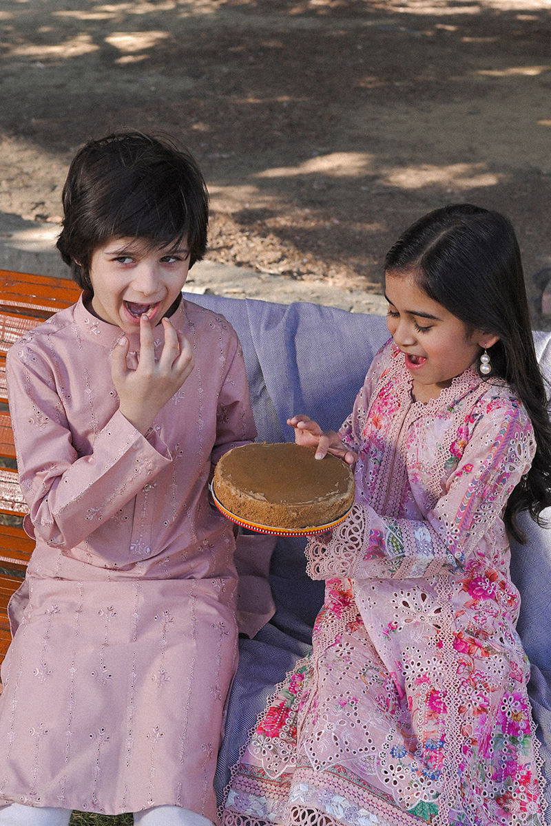 https://www.ansabjahangirstudio.com/images/thumbs/0009646_naina-girl.jpeg