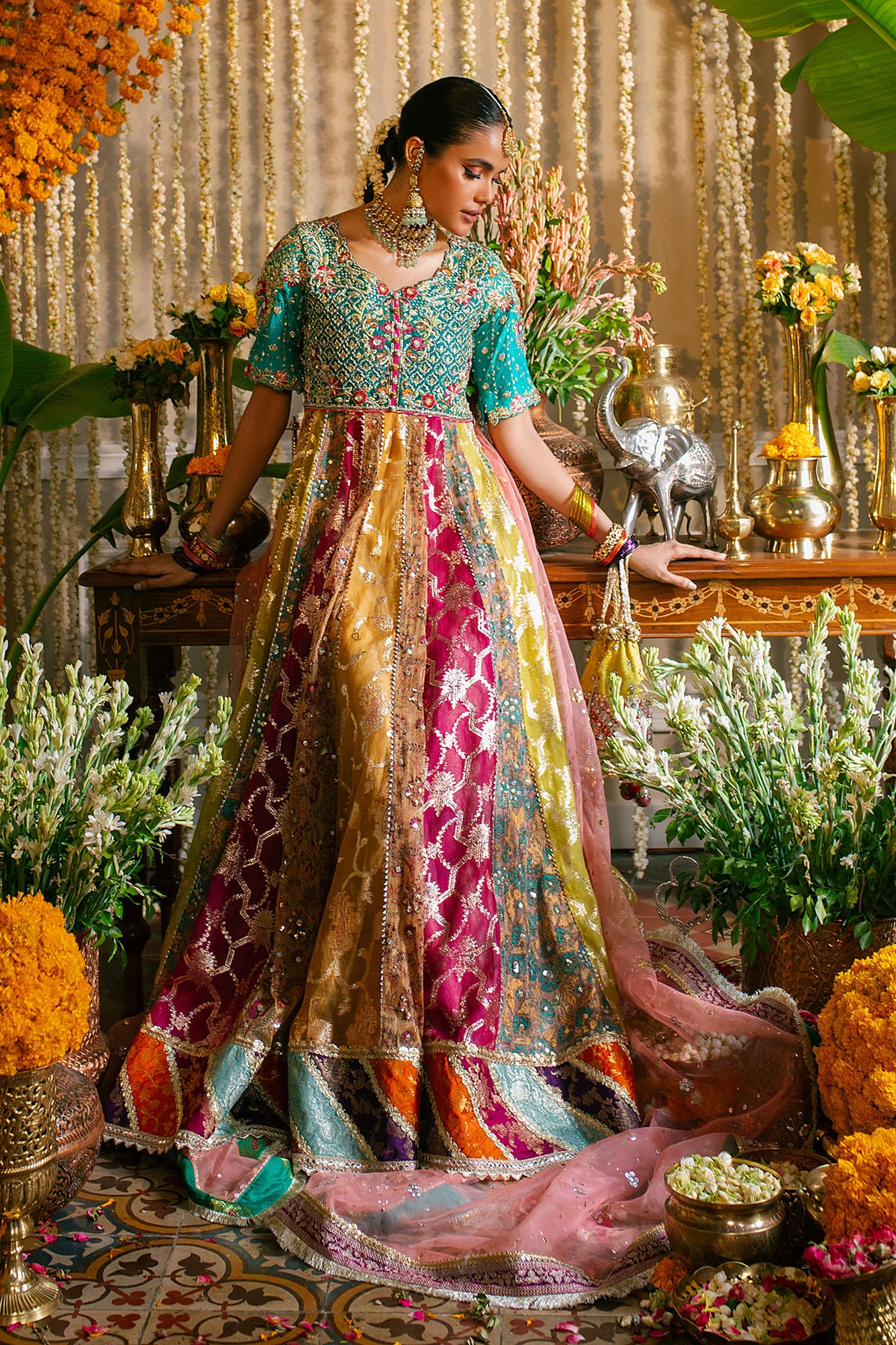 https://www.annusabrar.net/images/thumbs/0009851_anshara-kalidar.jpeg