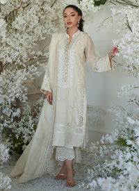 https://www.farahtalibaziz.com.pk/images/thumbs/0009953_paige-ivory-izaar.jpeg