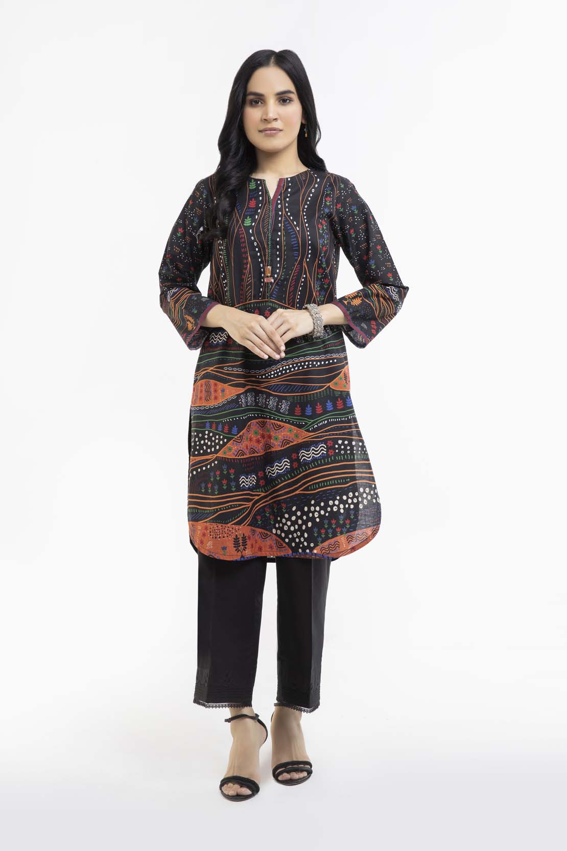 https://cdn.shopify.com/s/files/1/0704/5916/2937/products/000A0135.jpg?v=1752141045