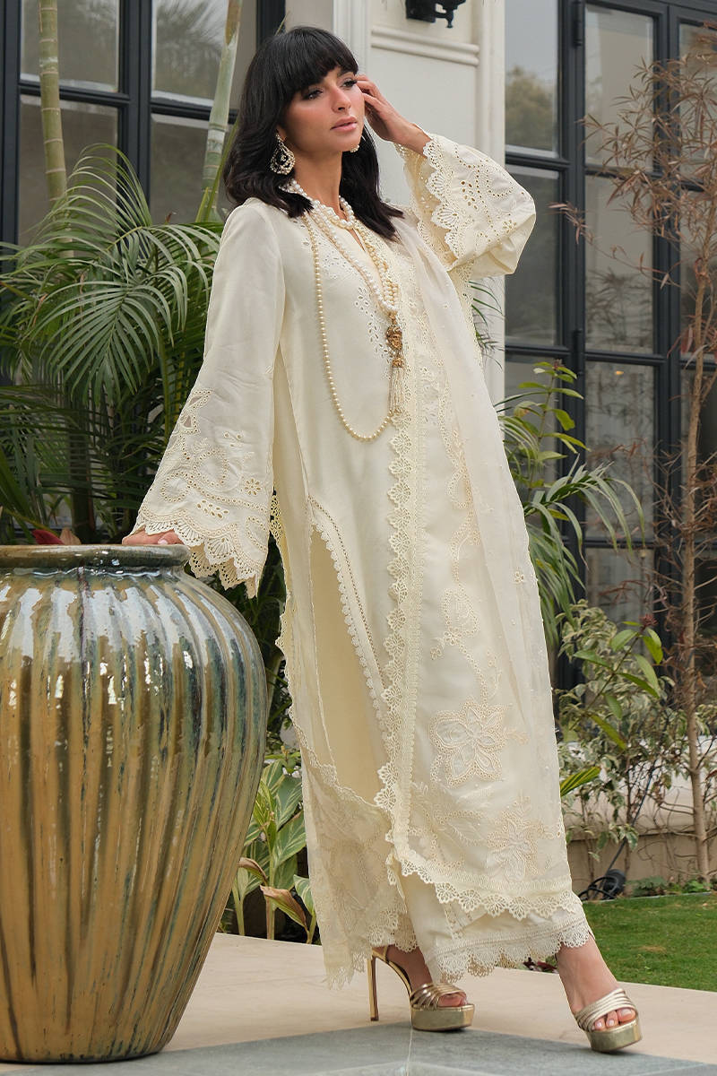 Anaya With Pants And Dupatta