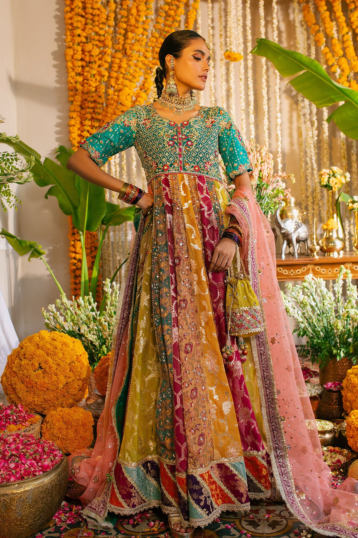 https://www.annusabrar.net/images/thumbs/0010056_anshara-kalidar.jpeg