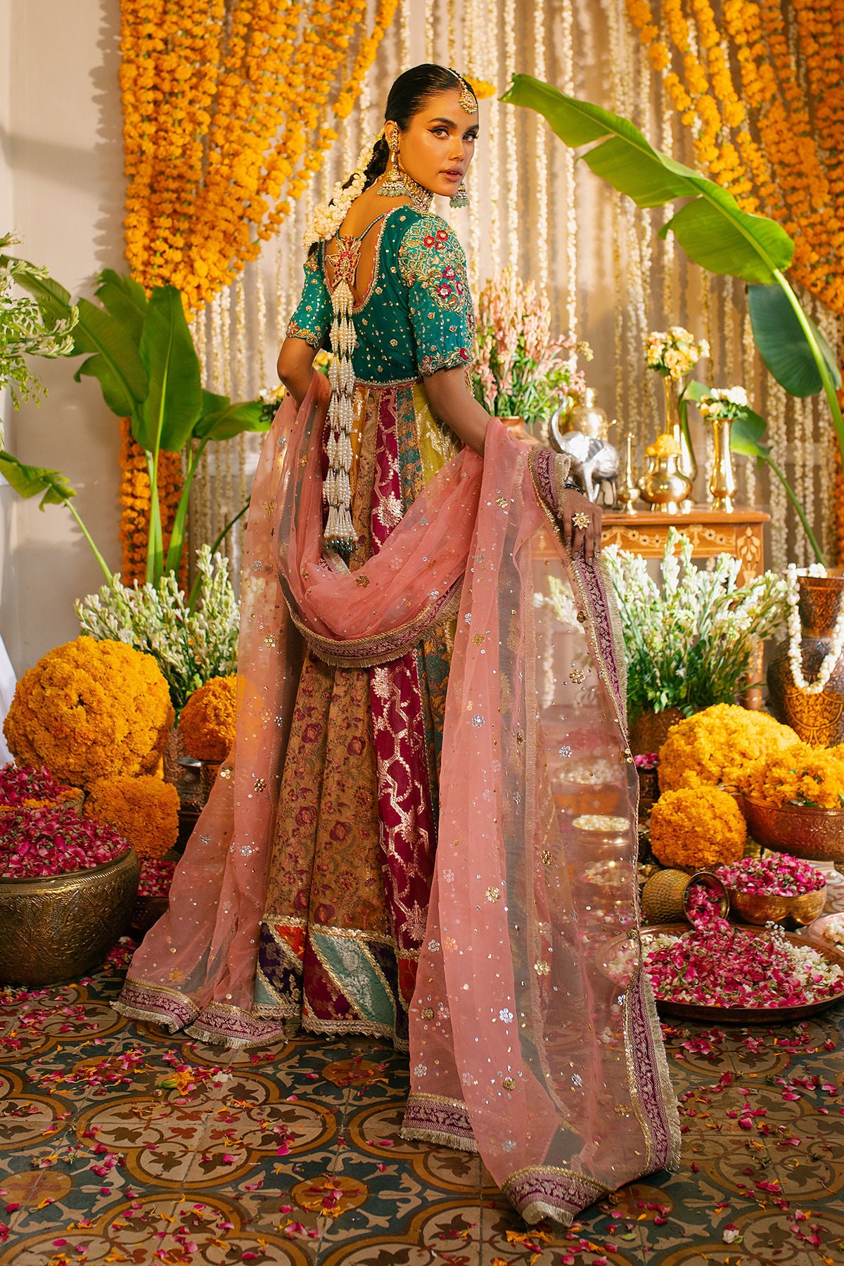 https://www.annusabrar.net/images/thumbs/0010062_anshara-kalidar.jpeg