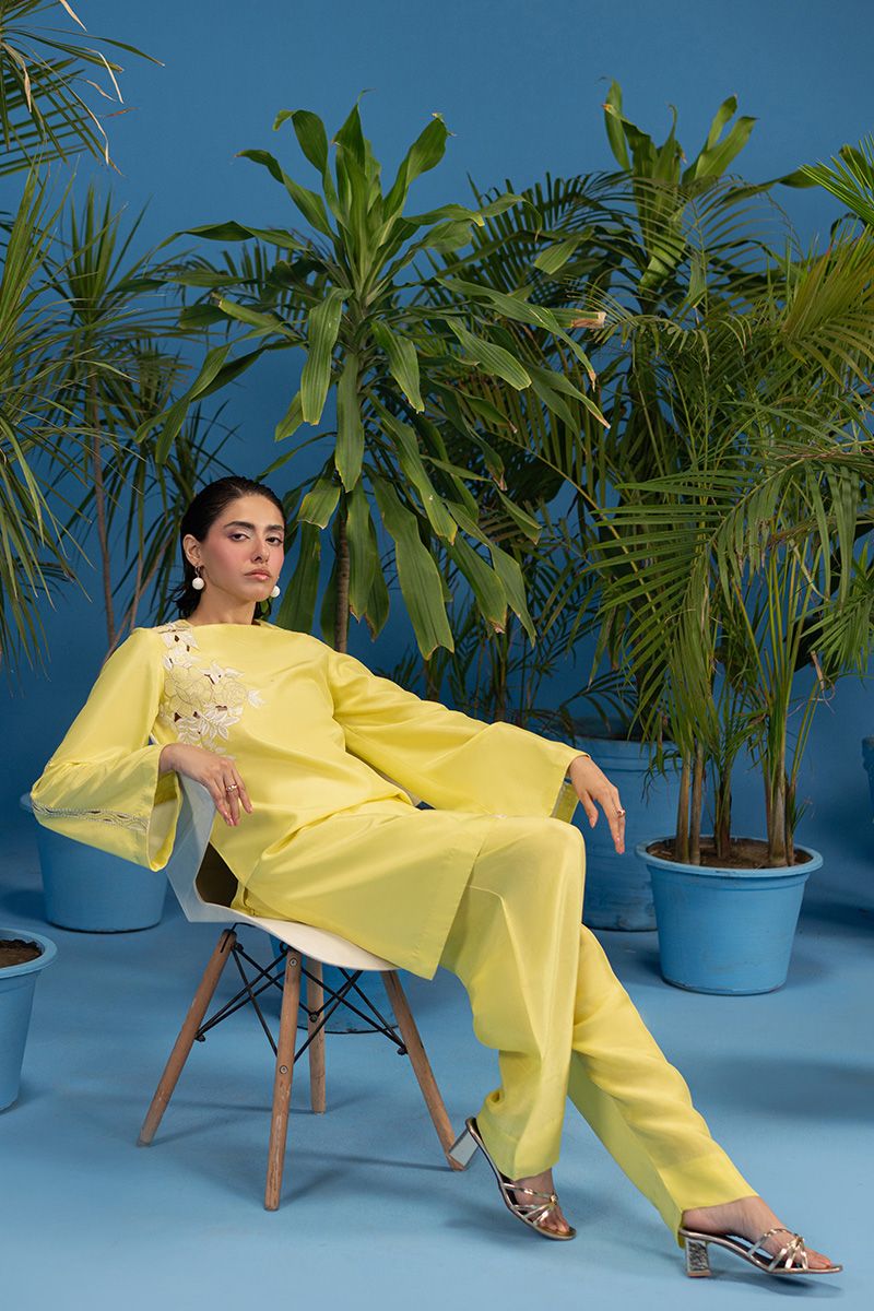 Amarillo