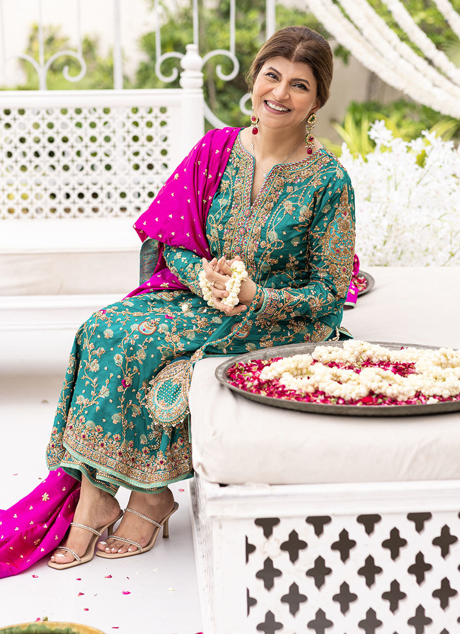 Farah Talib Aziz – Avisa Emerald Style