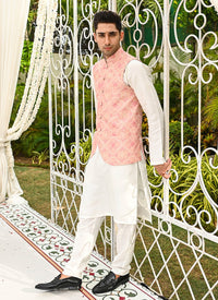 https://www.farahtalibaziz.com.pk/images/thumbs/0010624_roya-pink-waistcoat.jpeg