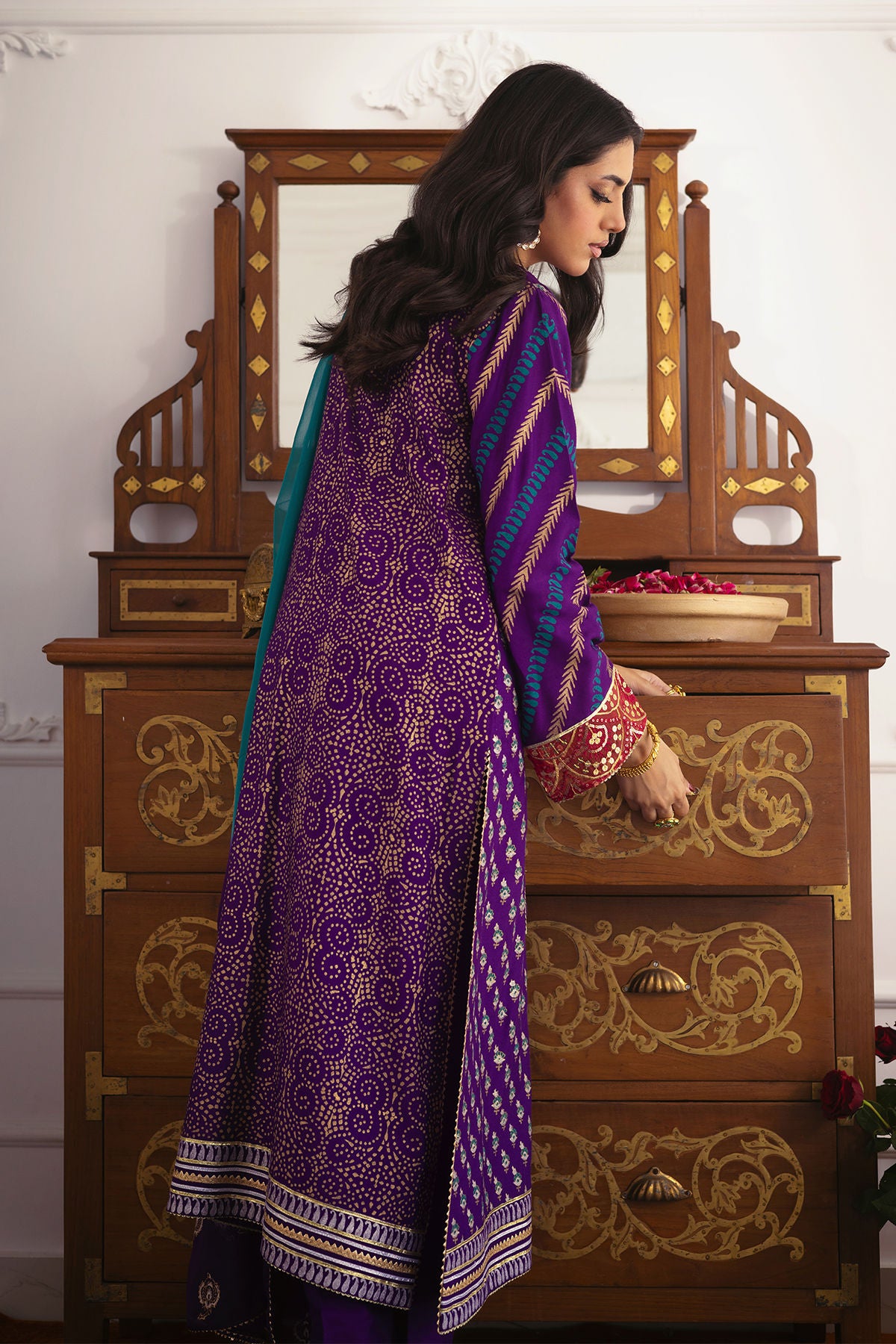 Zahara (Shirt, Dupatta &amp; Pants)