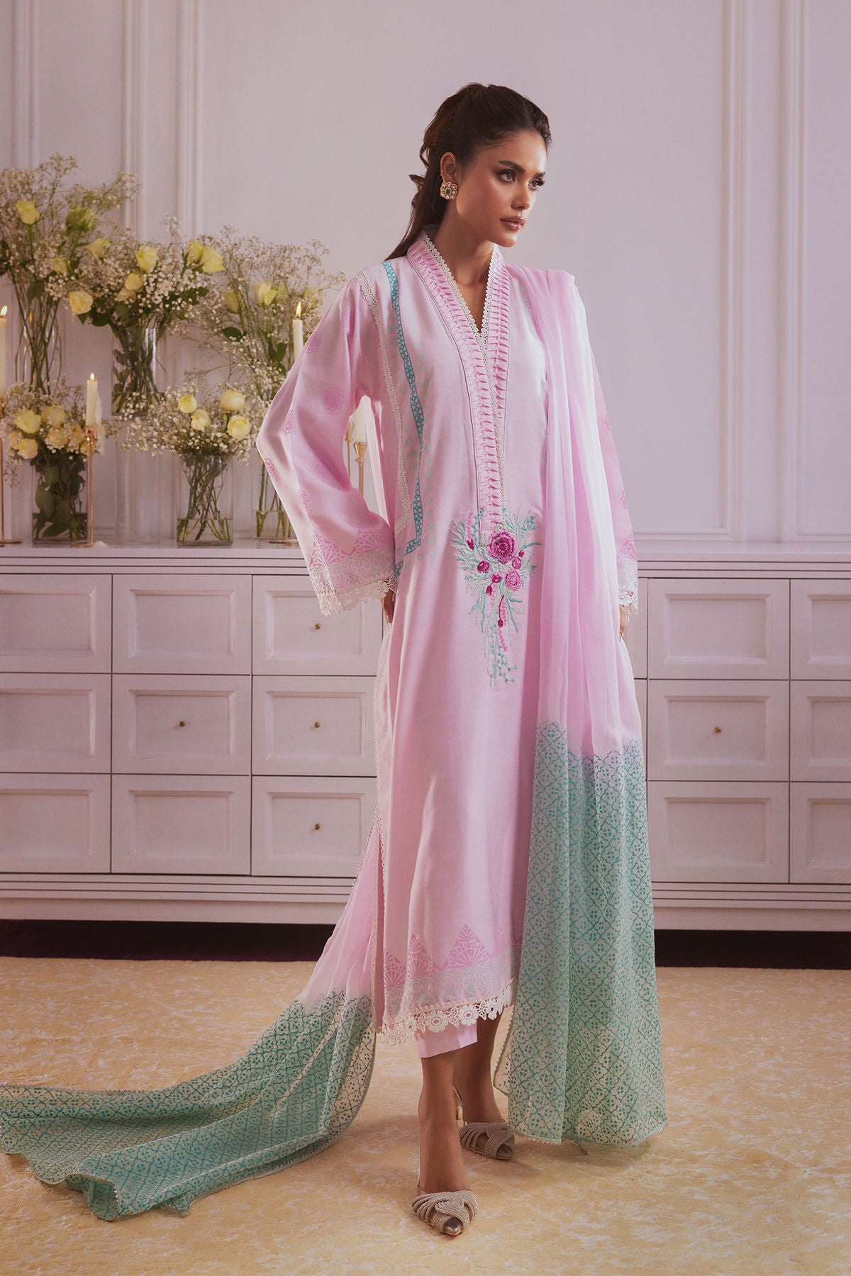 Esita (Shirt, Dupatta &amp; Pants)