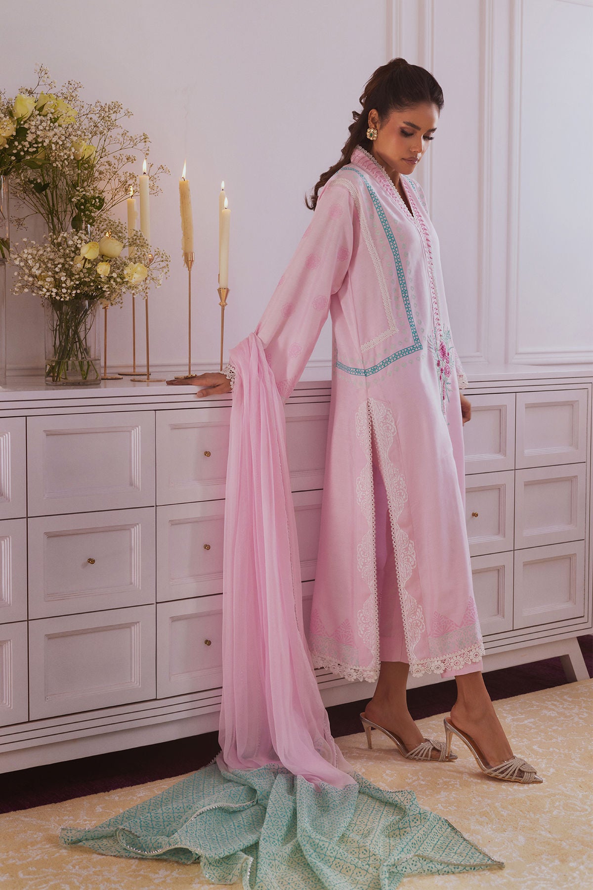 Esita (Shirt, Dupatta &amp; Pants)
