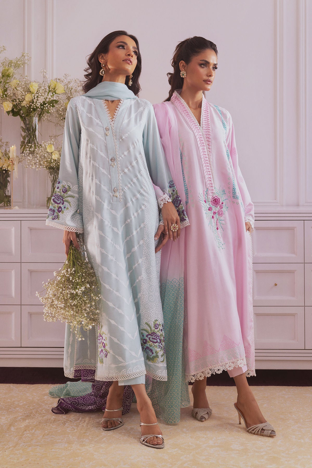 Esita (Shirt, Dupatta &amp; Pants)