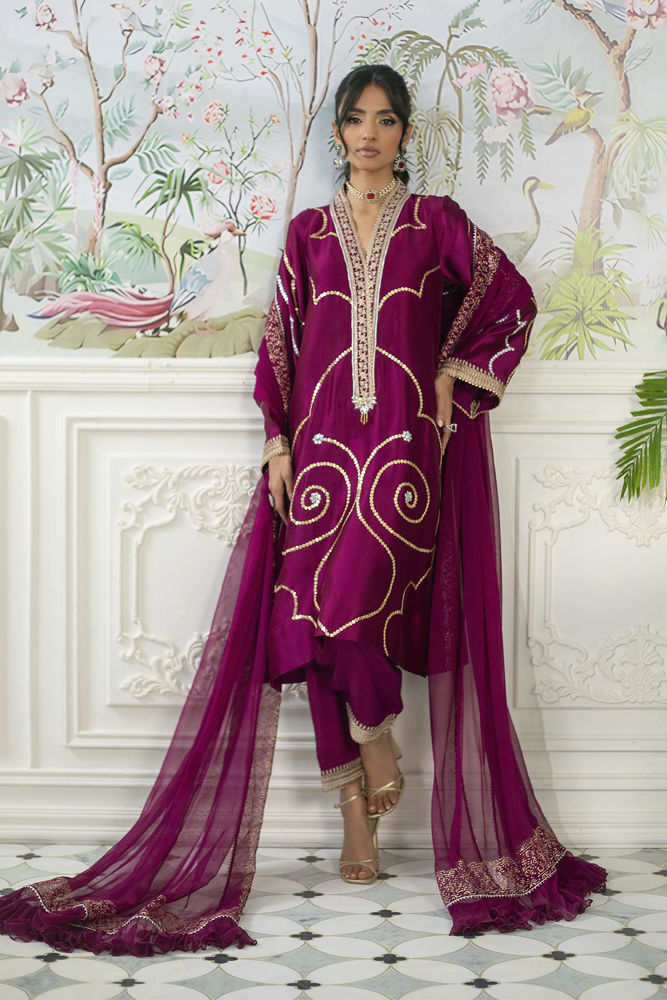 Izali Cranberry- Shirt, Pants And Dupatta