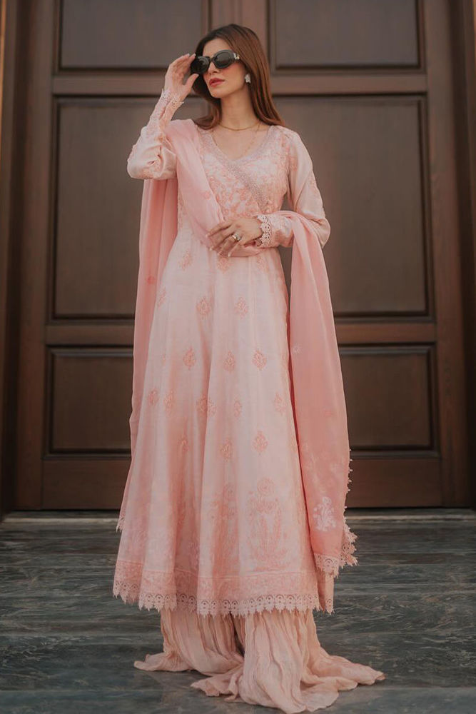 MAHNOOR with Fine Embroidery | Ansab Jahangir
