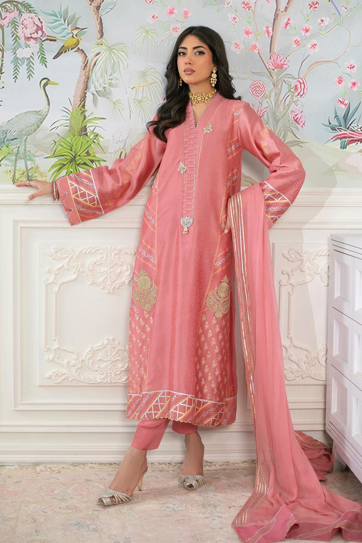 Emery -Chai Pink
