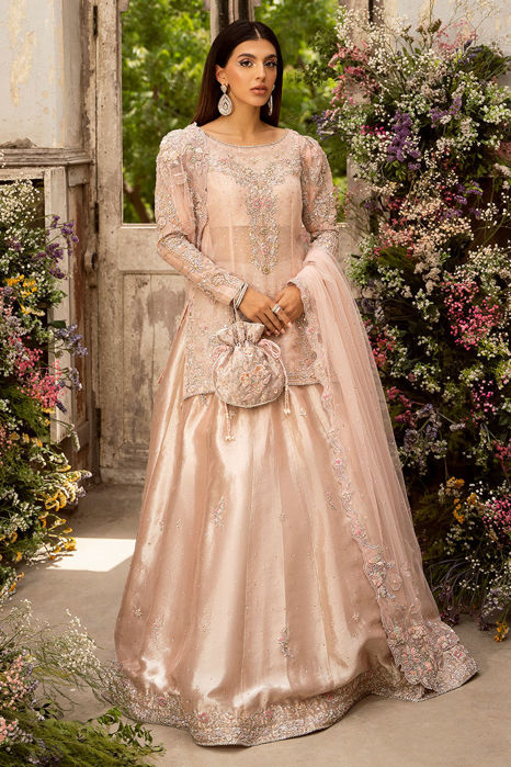 Alessa - Girl with Modern Styling | Ansab Jahangir