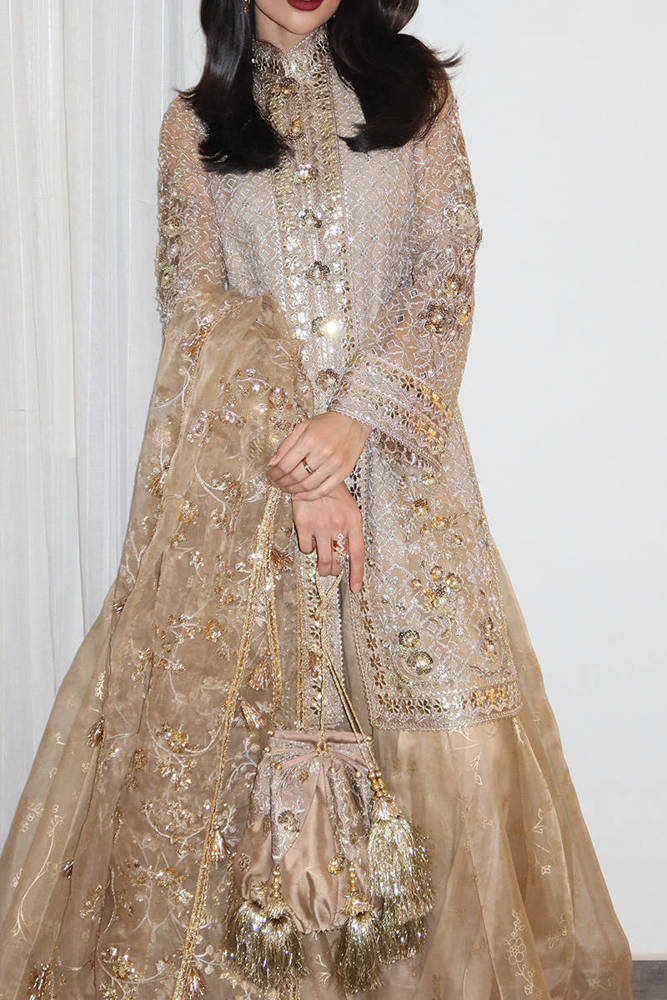 Rija Mujahid in Roshni