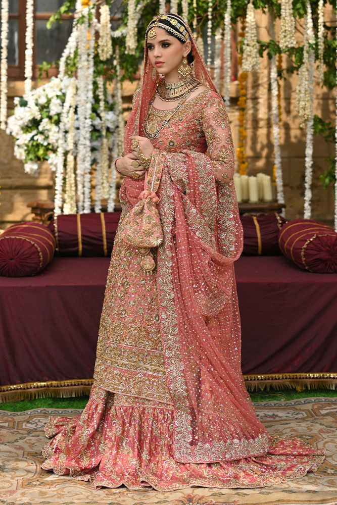 AJUR-04 EMBROIDERED LAWN 3 PCS