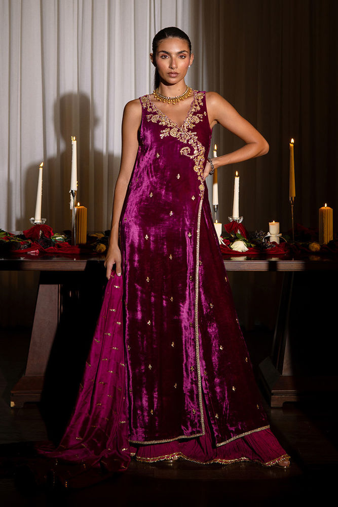 Alana with Fine Embroidery | Ansab Jahangir